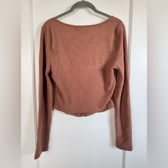 Lush Mocha long sleeve top NWT - Picture 2 of 2